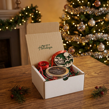 Load image into Gallery viewer, 1 Candle Holiday Gift Box - 8 oz. Tin
