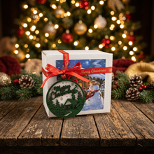 Load image into Gallery viewer, 1 Candle Holiday Gift Box - 8 oz. Tin

